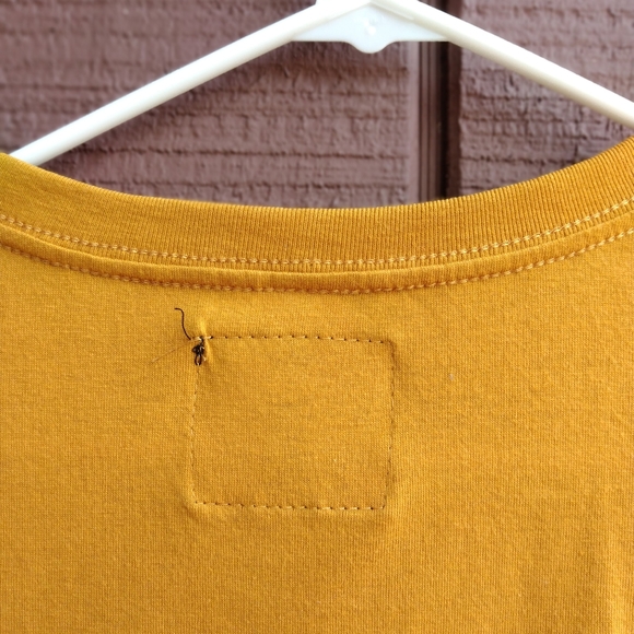 Yellow Floral Pattern shirt - Picture 3 of 3